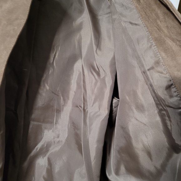 Suede Leather Jacket 🧥 - Picture 4 of 12